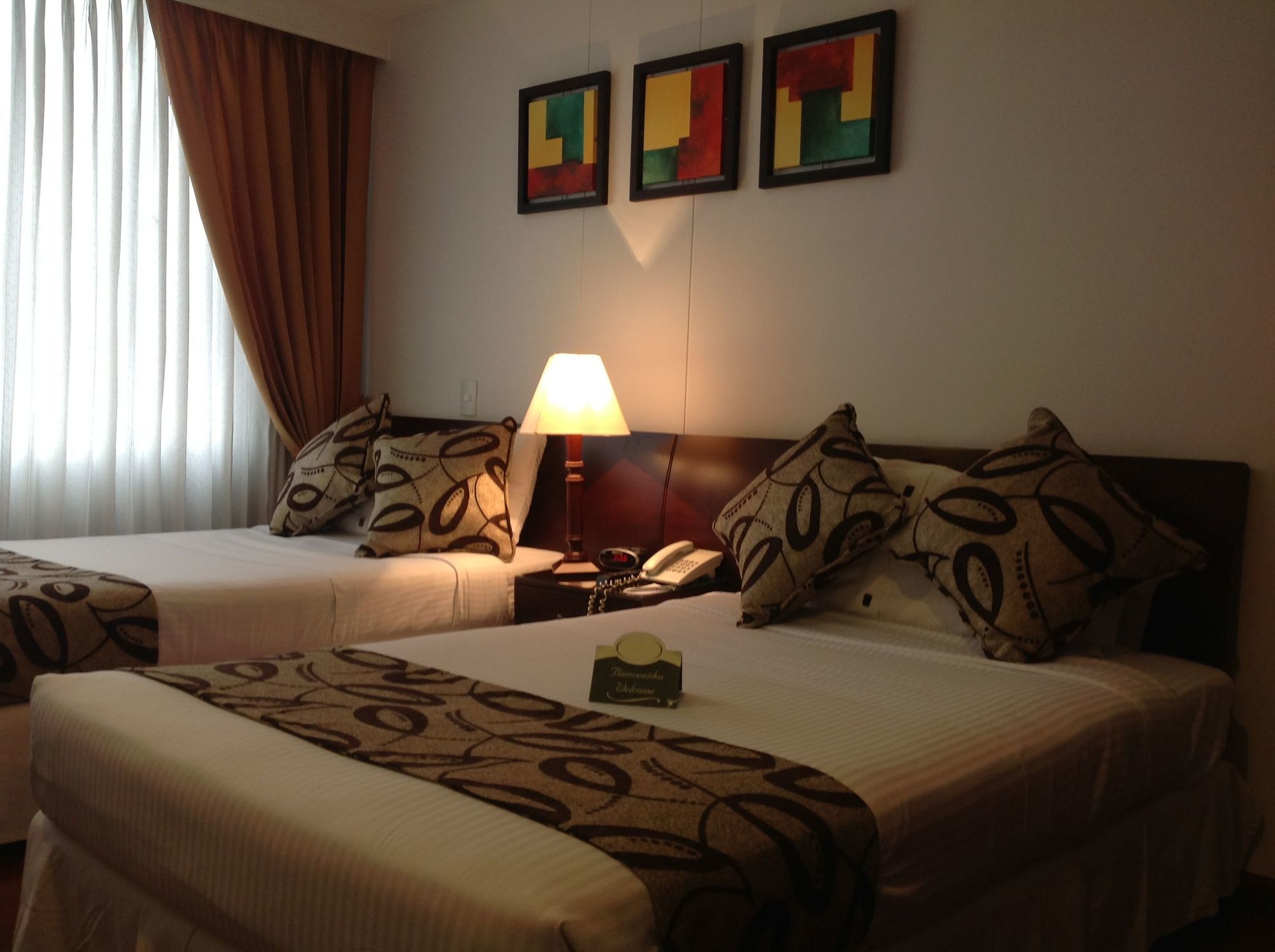 Hotel Platinum Suite โบโกตา ภายนอก รูปภาพ