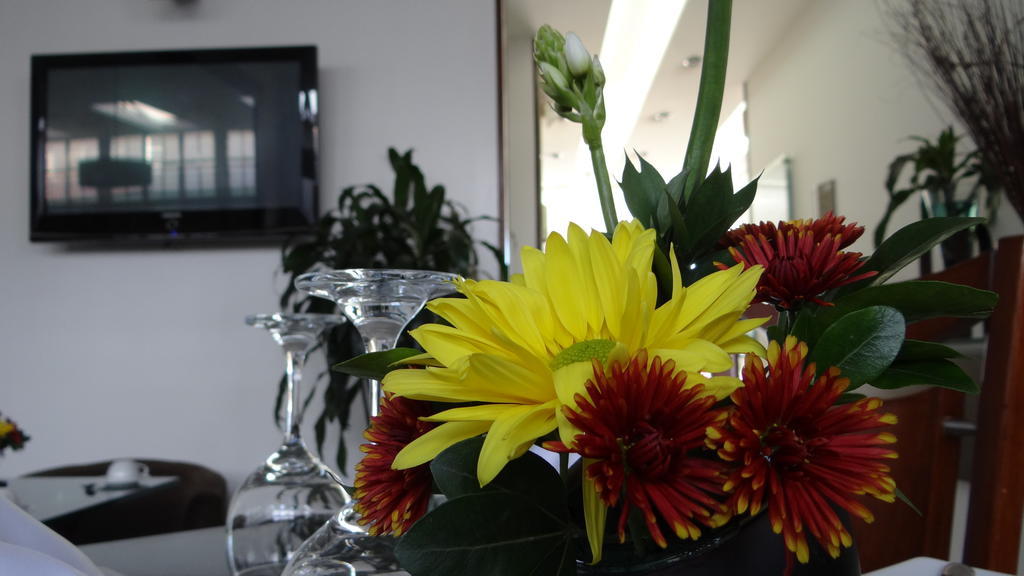 Hotel Platinum Suite โบโกตา ภายนอก รูปภาพ