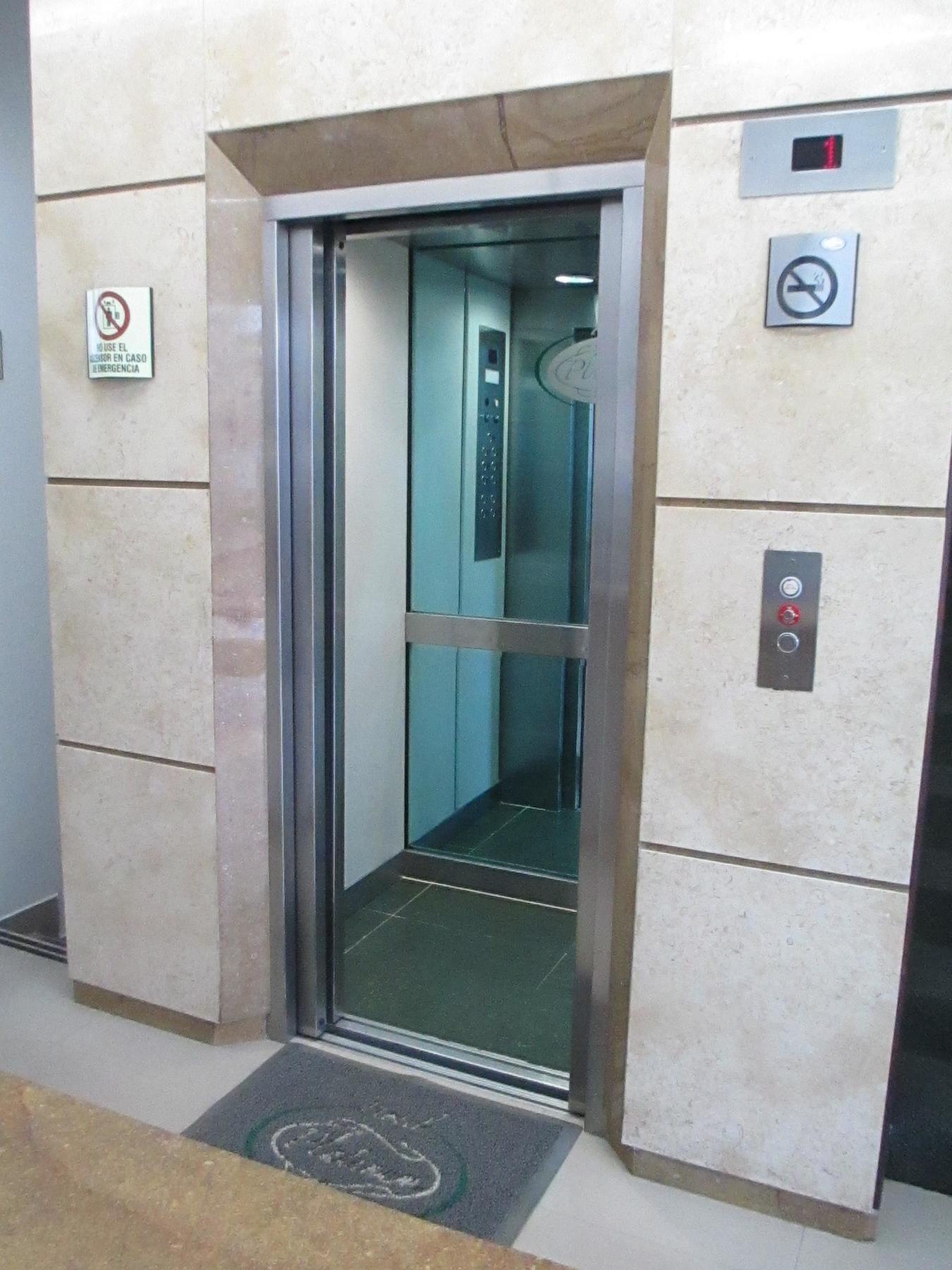 Hotel Platinum Suite โบโกตา ภายนอก รูปภาพ