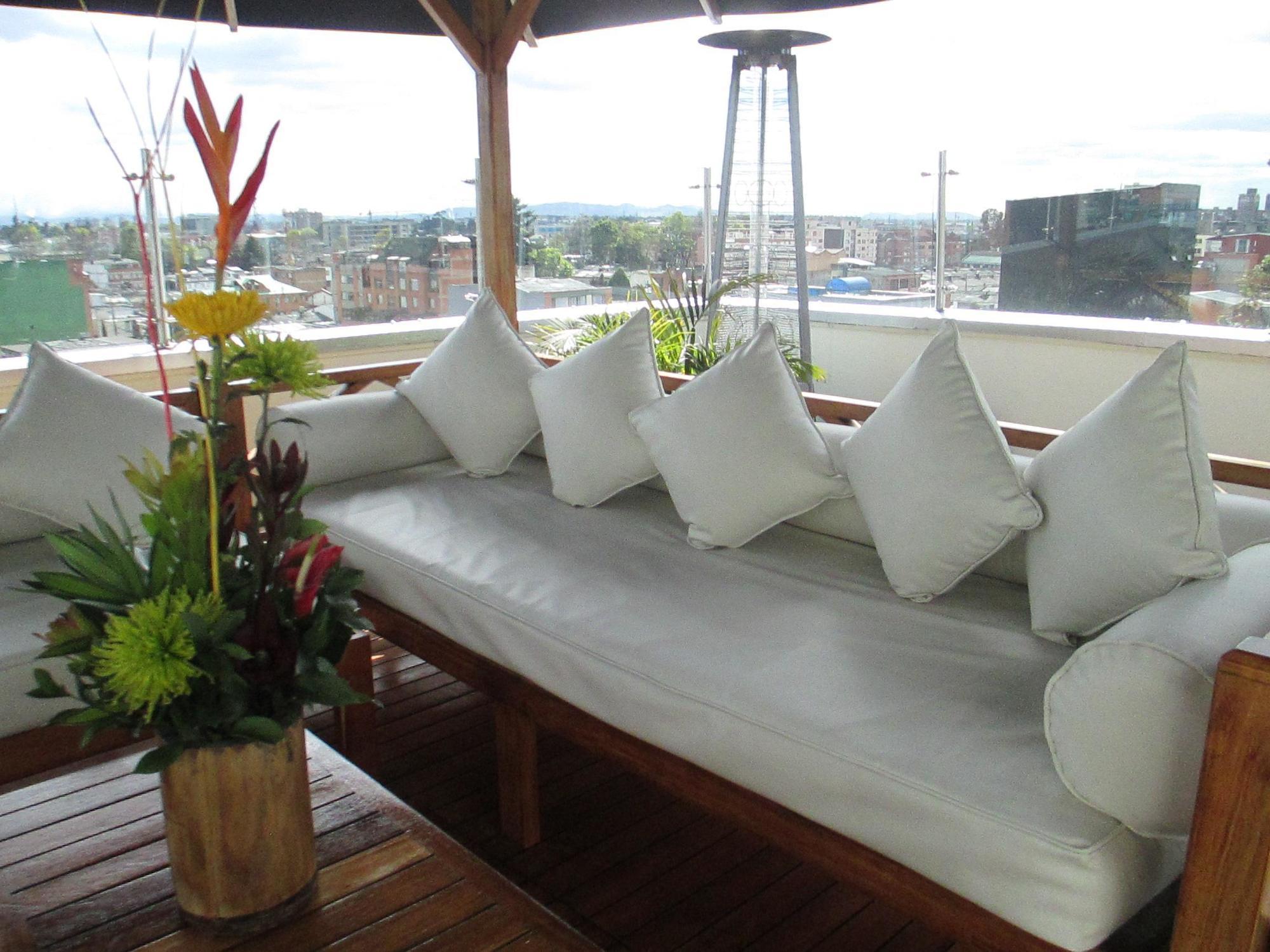 Hotel Platinum Suite โบโกตา ภายนอก รูปภาพ
