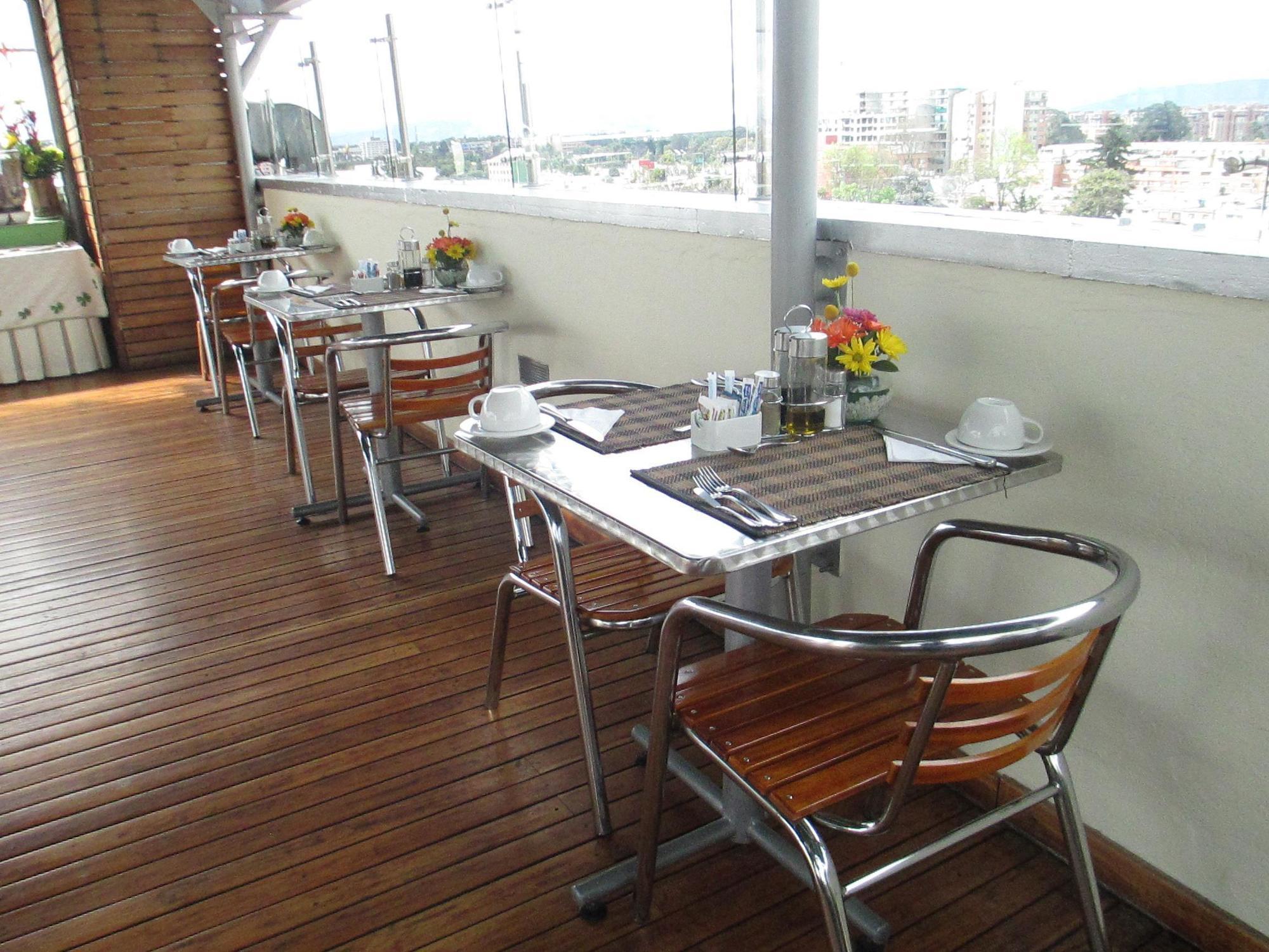 Hotel Platinum Suite โบโกตา ภายนอก รูปภาพ
