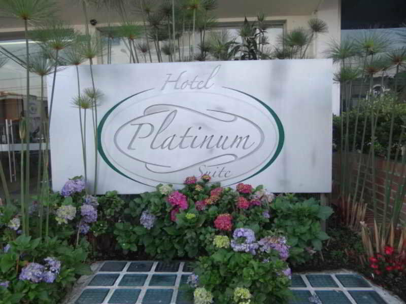 Hotel Platinum Suite โบโกตา ภายนอก รูปภาพ